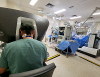 Santa Casa atinge marca de 50 cirurgias rob&oacute;ticas pedi&aacute;tricas