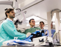Curso de cirurgia da base do cr&acirc;nio re&uacute;ne especialistas de 5 pa&iacute;ses na Santa Casa
